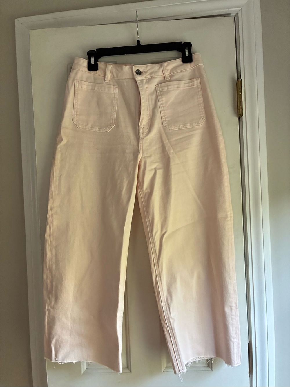 Vigoss Wide-Leg High-Rise Jeans in Pale Pink